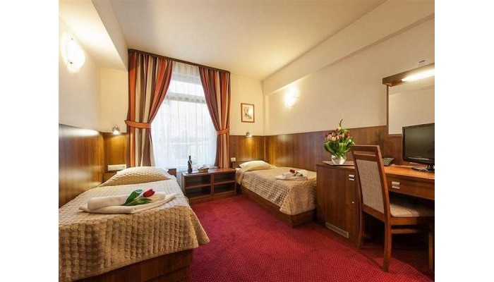 Alexander Ii Hotel poza 5
