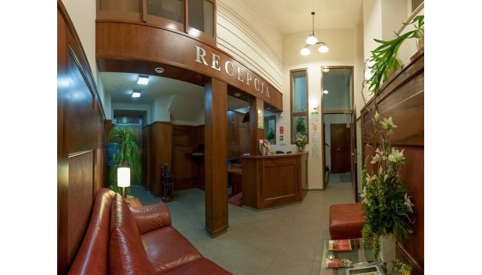 Alexander Ii Hotel poza 3