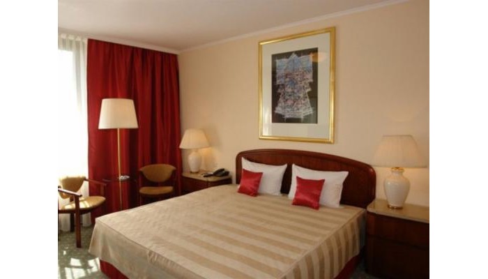 Hotel Crown Piast poza 1