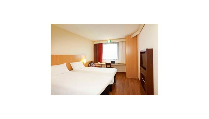 Hotel Ibis Krakow Centrum poza 7