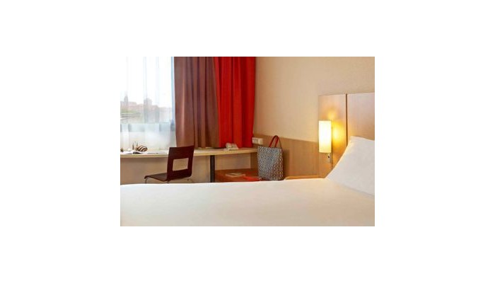 Hotel Ibis Krakow Centrum poza 6