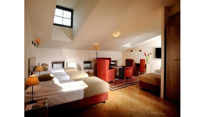 Santi Hotel poza 4