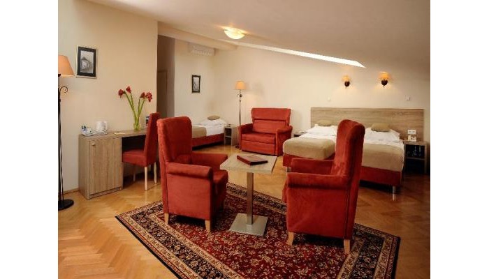 Santi Hotel poza 9